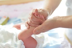Read more about the article Când avem nevoie să apelăm la ortopedia pediatrică?